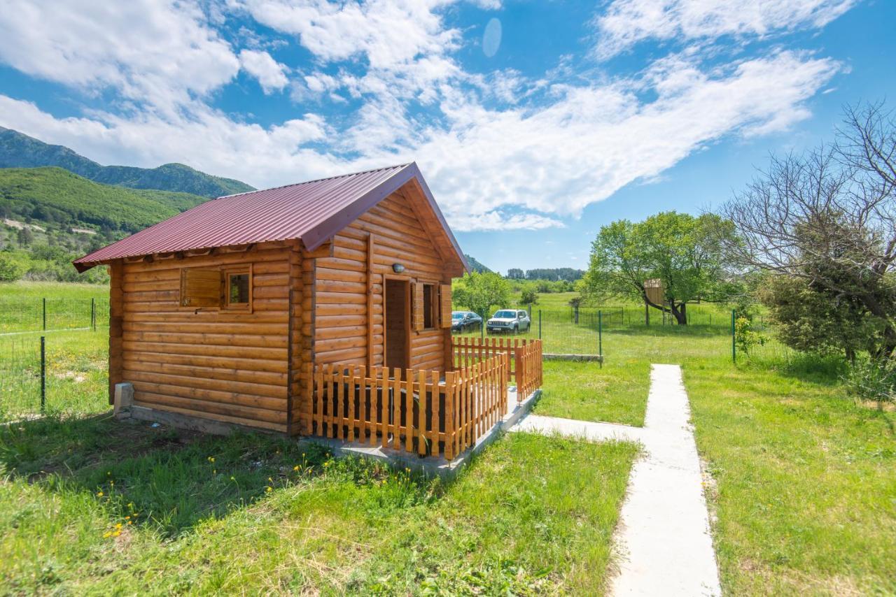 Lovcen Mountain Cottages Njegusi エクステリア 写真