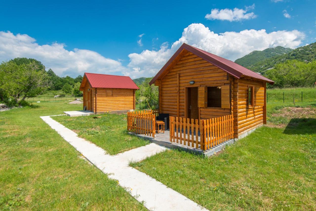 Lovcen Mountain Cottages Njegusi エクステリア 写真