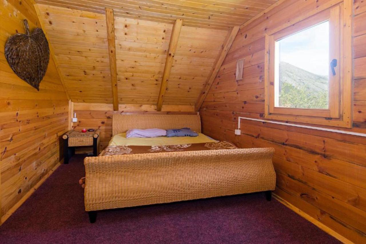 Lovcen Mountain Cottages Njegusi エクステリア 写真