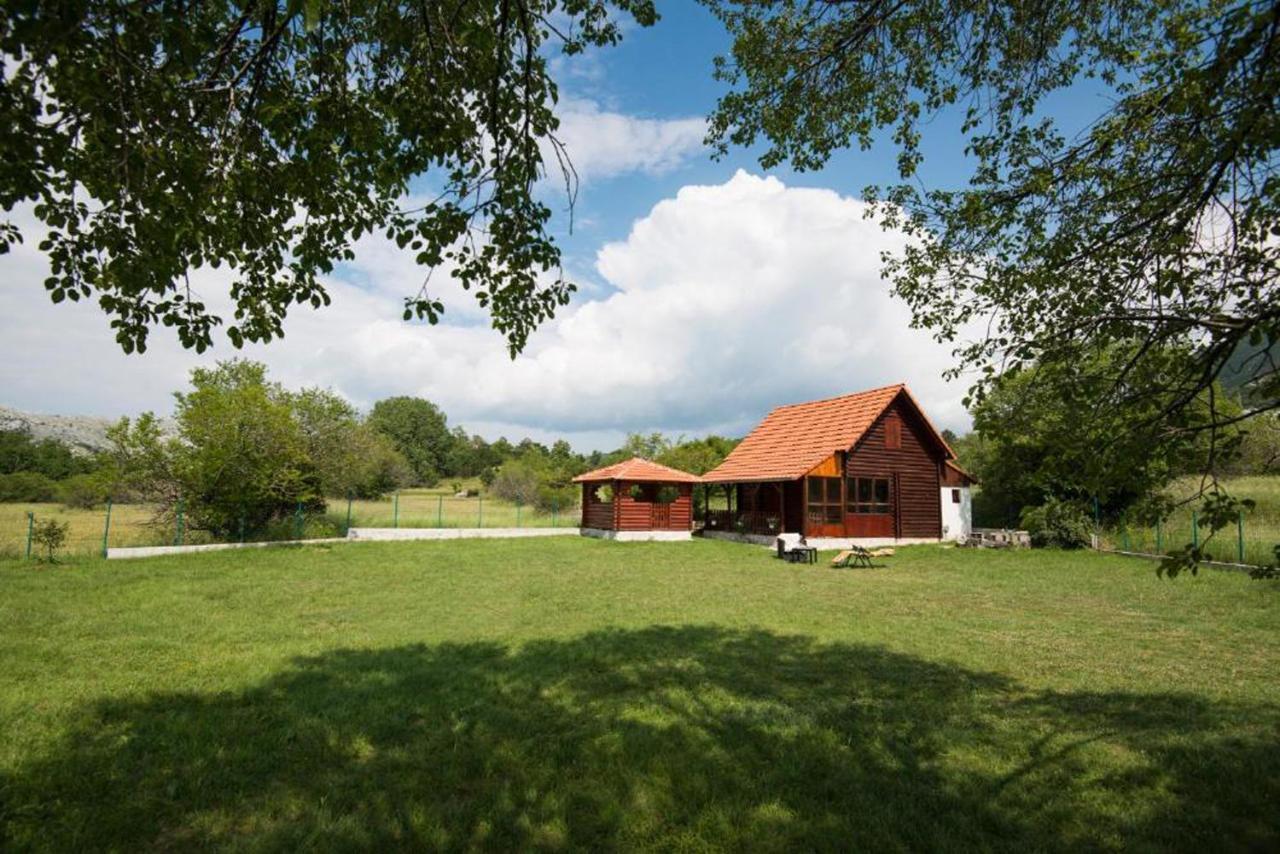 Lovcen Mountain Cottages Njegusi エクステリア 写真
